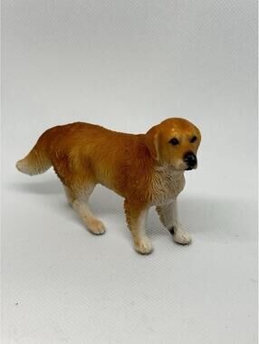 Schleich Golden Retriever Figure Brown Pet Dog Animal Figurine 4" D73527